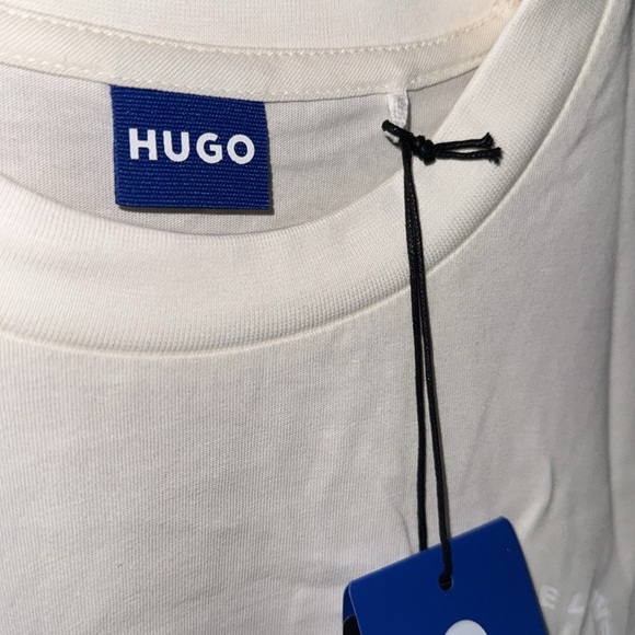 HUGO White shirt Short Sleeve Tee with Graphic Detail new small unisex - Picture 4 of 11